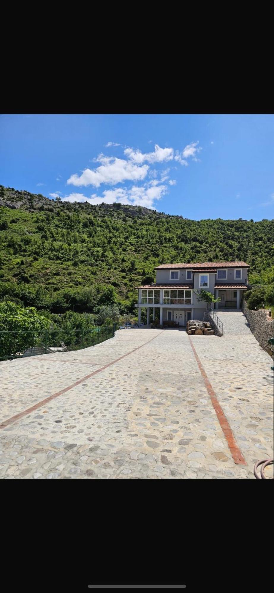 Qyteza & Shkoder